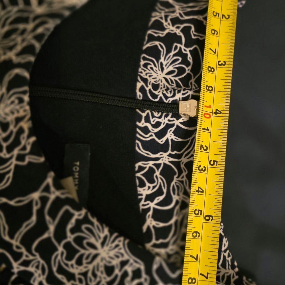 Tommy Hilfiger Floral Fit & Flare Dress | Navy & White Back Zipper Size 6 - Picture 9 of 15